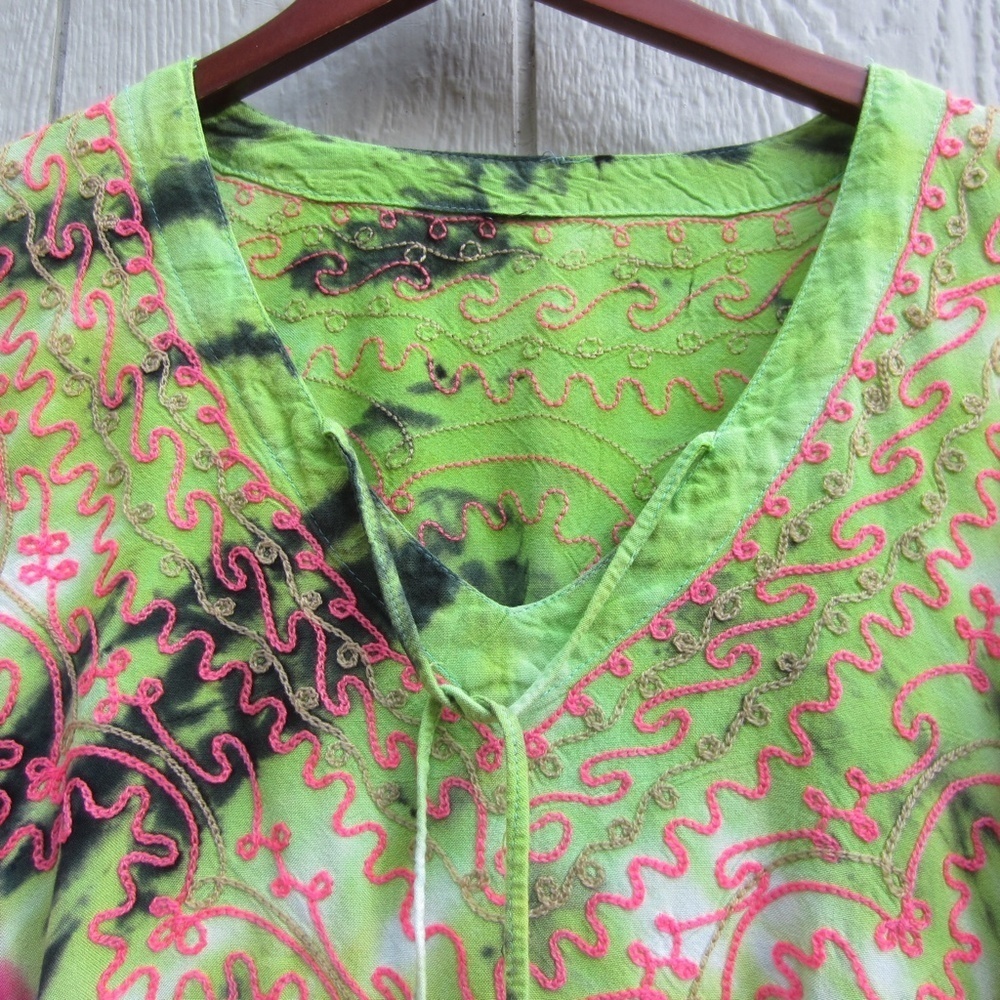 Women's Poncho Top, size XL-XXL?? Pullover Tie Dye Summer comfort Multi color‎ - Picture 2 of 15